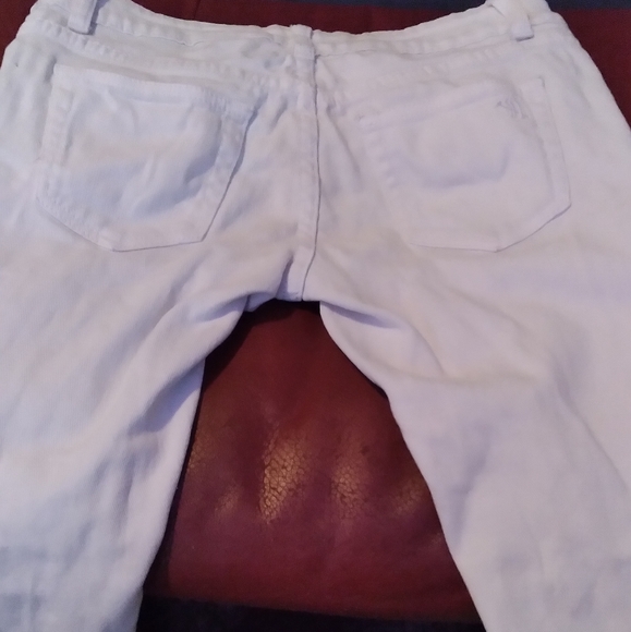 V.I.P Jean's - Picture 2 of 2